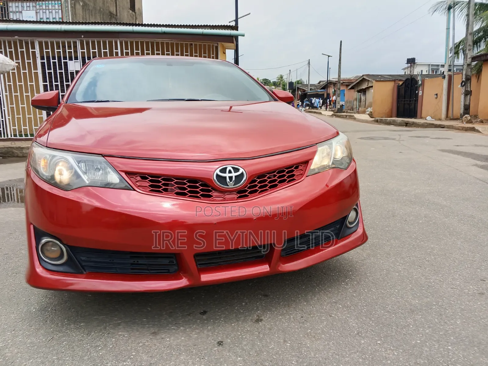 Toyota Camry 2013 Orange
