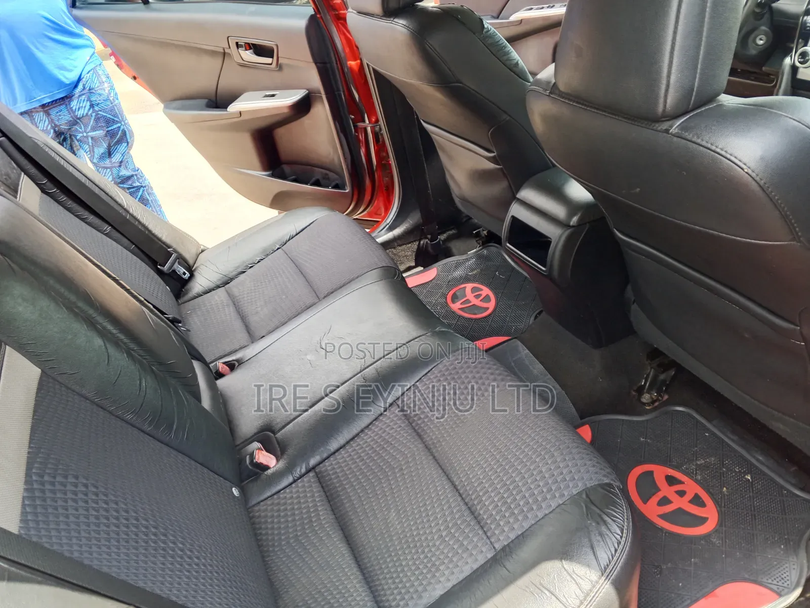 Toyota Camry 2013 Orange