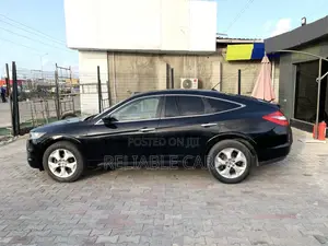 Honda Crosstour 2012 Black