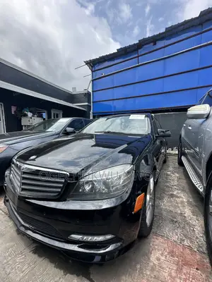 Mercedes-Benz C-Class C 300 (W204) 2010 Black
