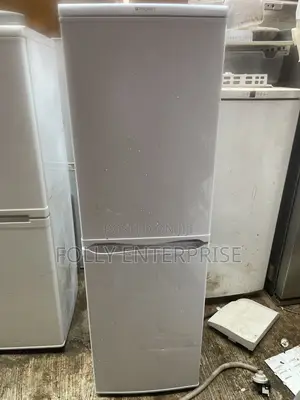 Hotpoint Freestanding Bottom-Freezer Fridge Freezer