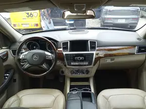 Mercedes-Benz M Class 2013 Black