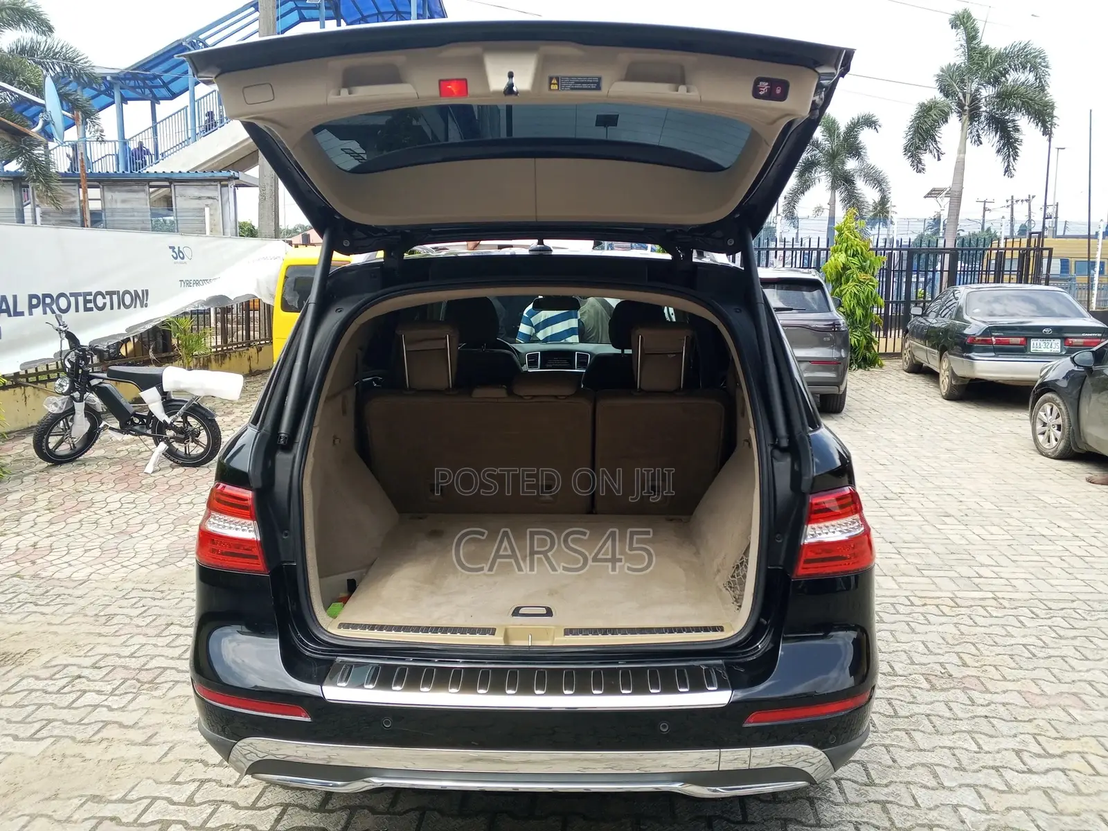 Mercedes-Benz M Class 2013 Black