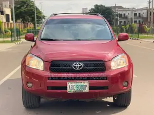 Toyota RAV4 2009 Red