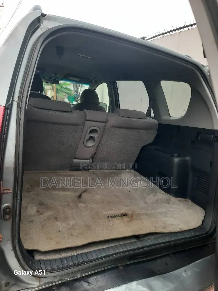 Toyota RAV4 2009 Gray