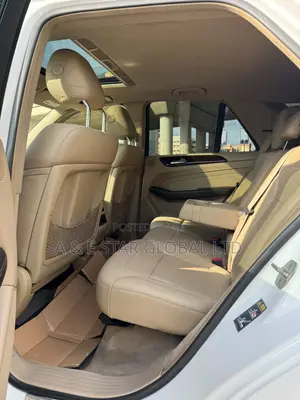 Mercedes-Benz M Class ML350 4dr SUV (3.5L 6cyl 7A) 2015 White