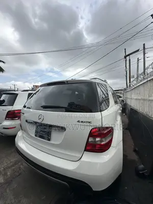 Mercedes-Benz M Class 2008 White