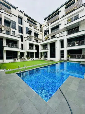 3bdrm Block of Flats in Private Estate for rent