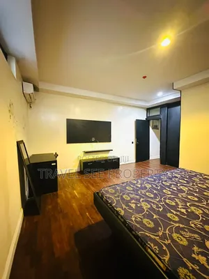 3bdrm Block of Flats in Private Estate for rent
