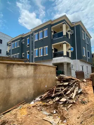 3bdrm Apartment in Opebi for sale