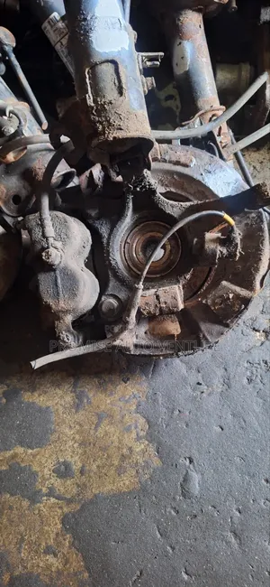 Complete Front Hub Hyundai Santa Fe 2003, 2005