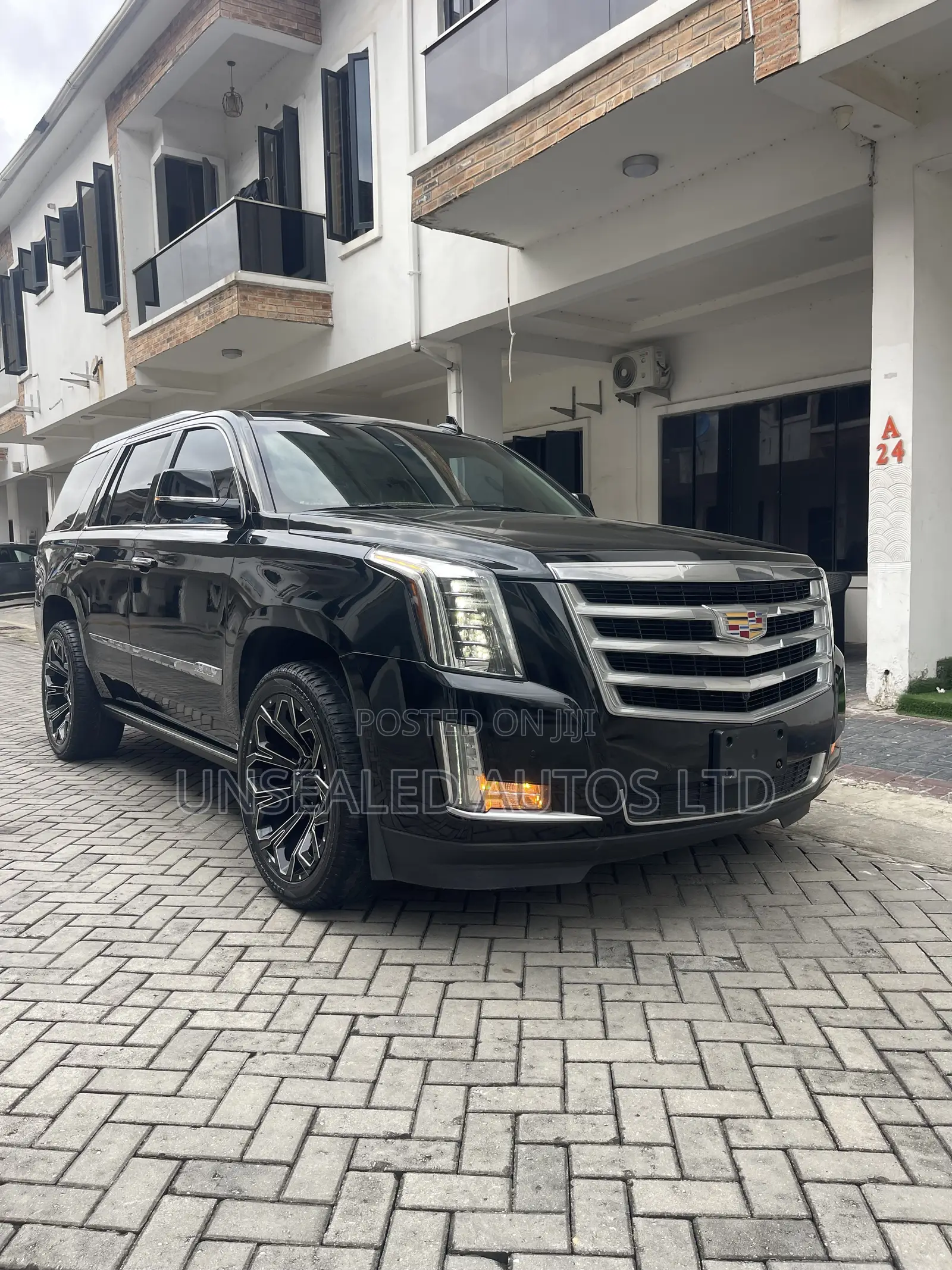 Cadillac Escalade 2015 Black