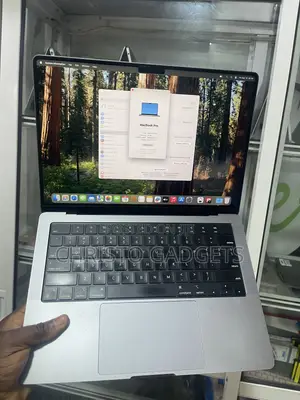 Laptop Apple MacBook Pro 2023 M2 16GB Apple M2 SSD 512GB
