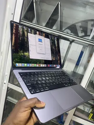 Laptop Apple MacBook Pro 2023 M2 16GB Apple M2 SSD 512GB