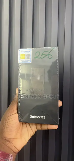 New Samsung Galaxy S23 256 GB Green