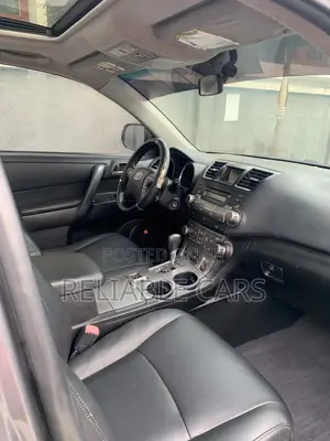 Toyota Highlander 2010 Gray