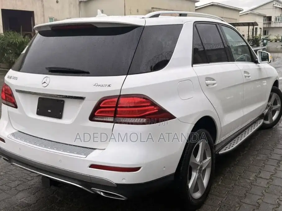 Mercedes-Benz GLE-Class 2018 White