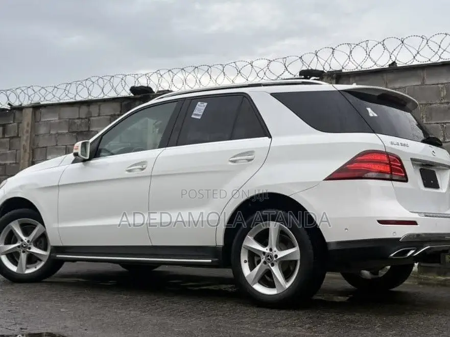 Mercedes-Benz GLE-Class 2018 White