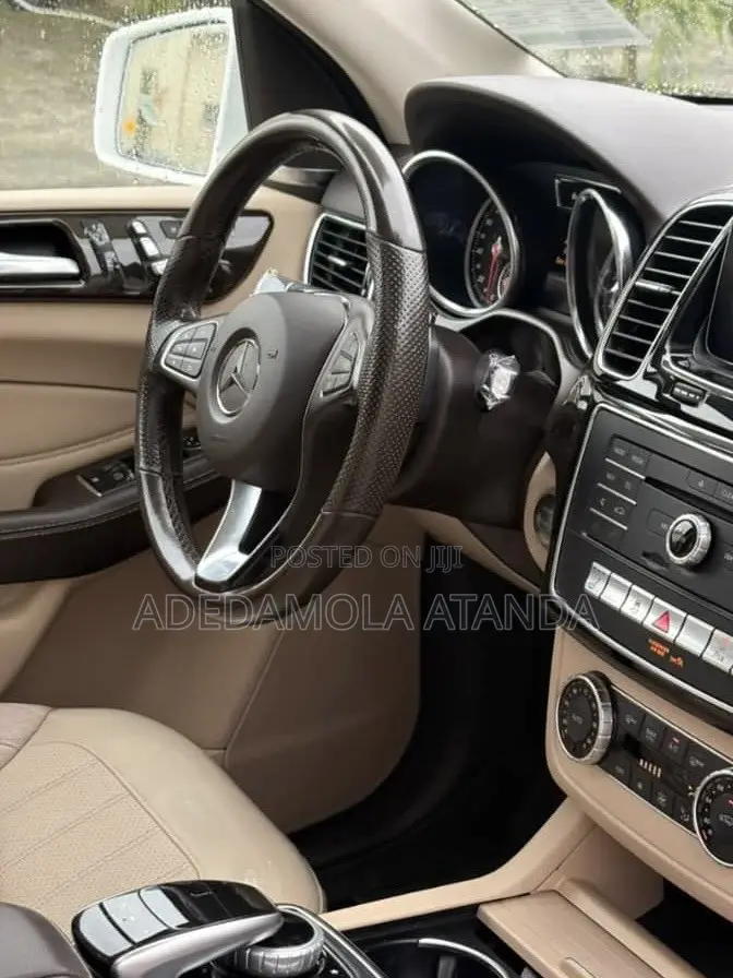 Mercedes-Benz GLE-Class 2018 White