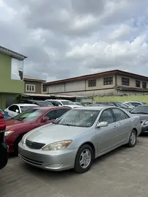 Toyota Camry LE V6 4dr Sedan (3.0L 6cyl 4A) 2002 Silver