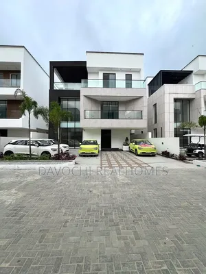 5bdrm Duplex in Lekki Phase 1 for sale