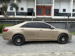 Toyota Camry 2010 Gold