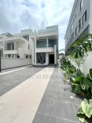 5bdrm Duplex in Lekki Phase 1 for sale