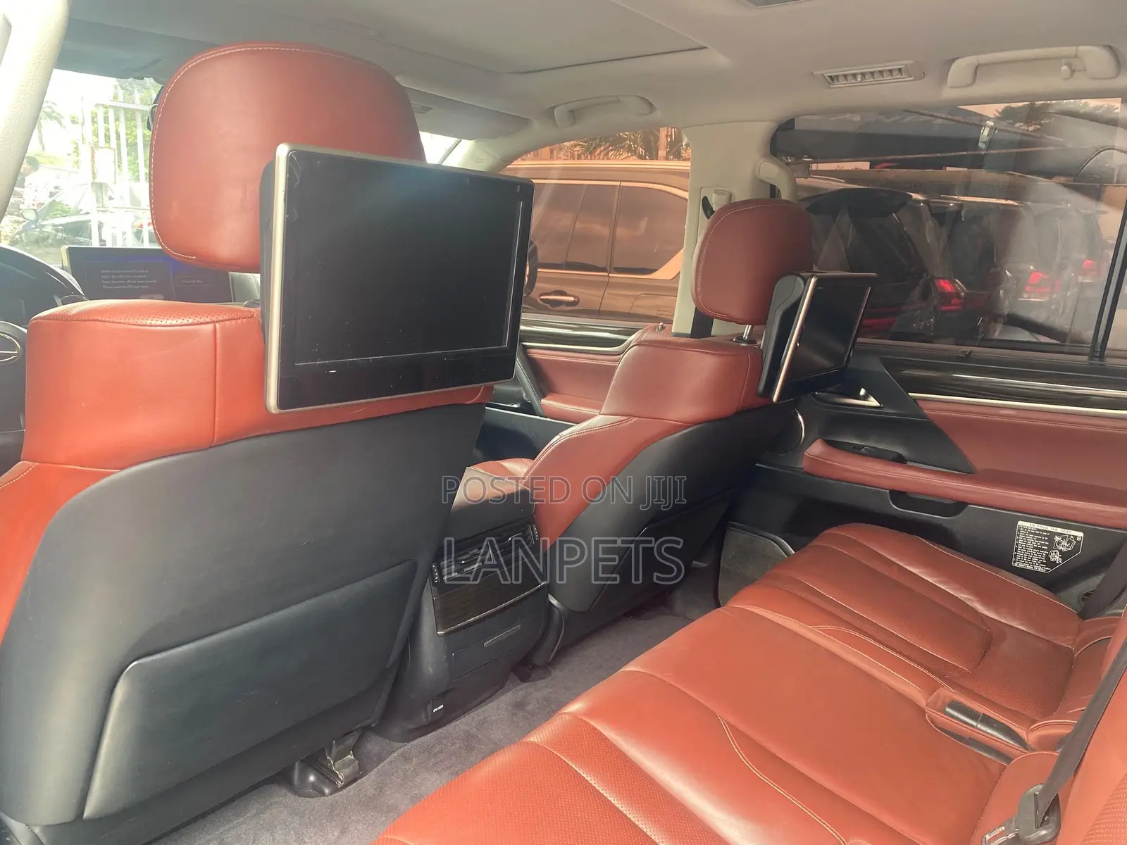 Lexus LX 2017 Black