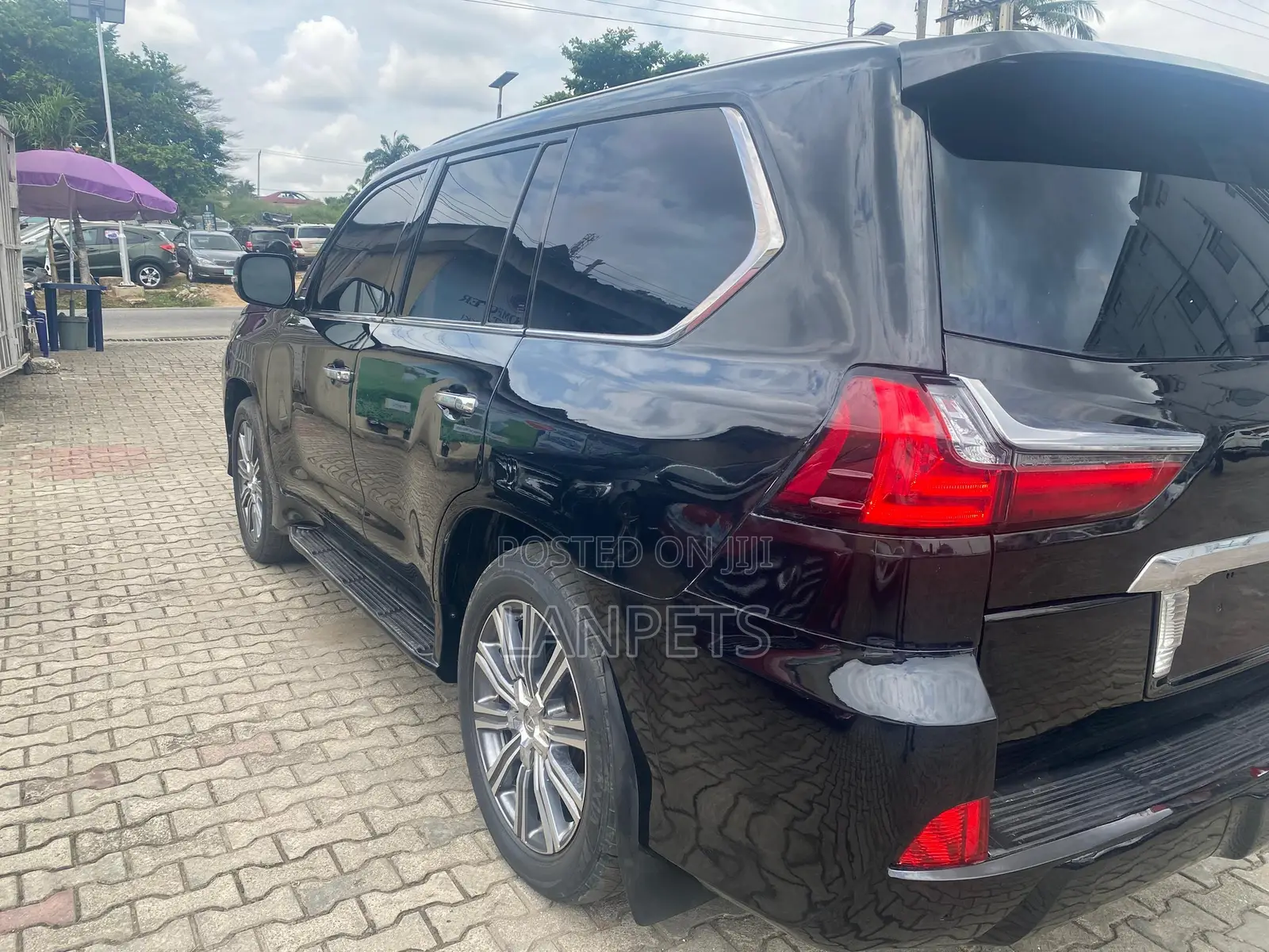 Lexus LX 2017 Black
