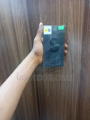 New Samsung Galaxy S22 5G 128 GB Black