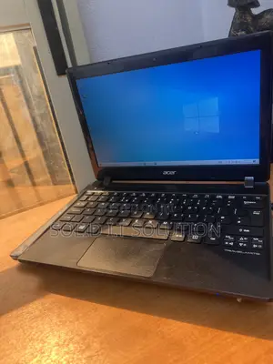 Laptop Acer TravelMate B113 4GB Intel Celeron HDD 320GB