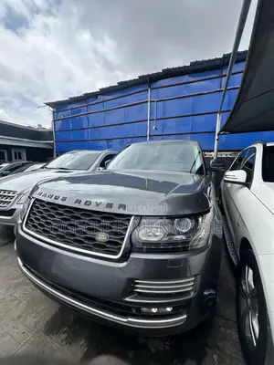 Land Rover Range Rover 3.0L Supercharged HSE 2016 Gray