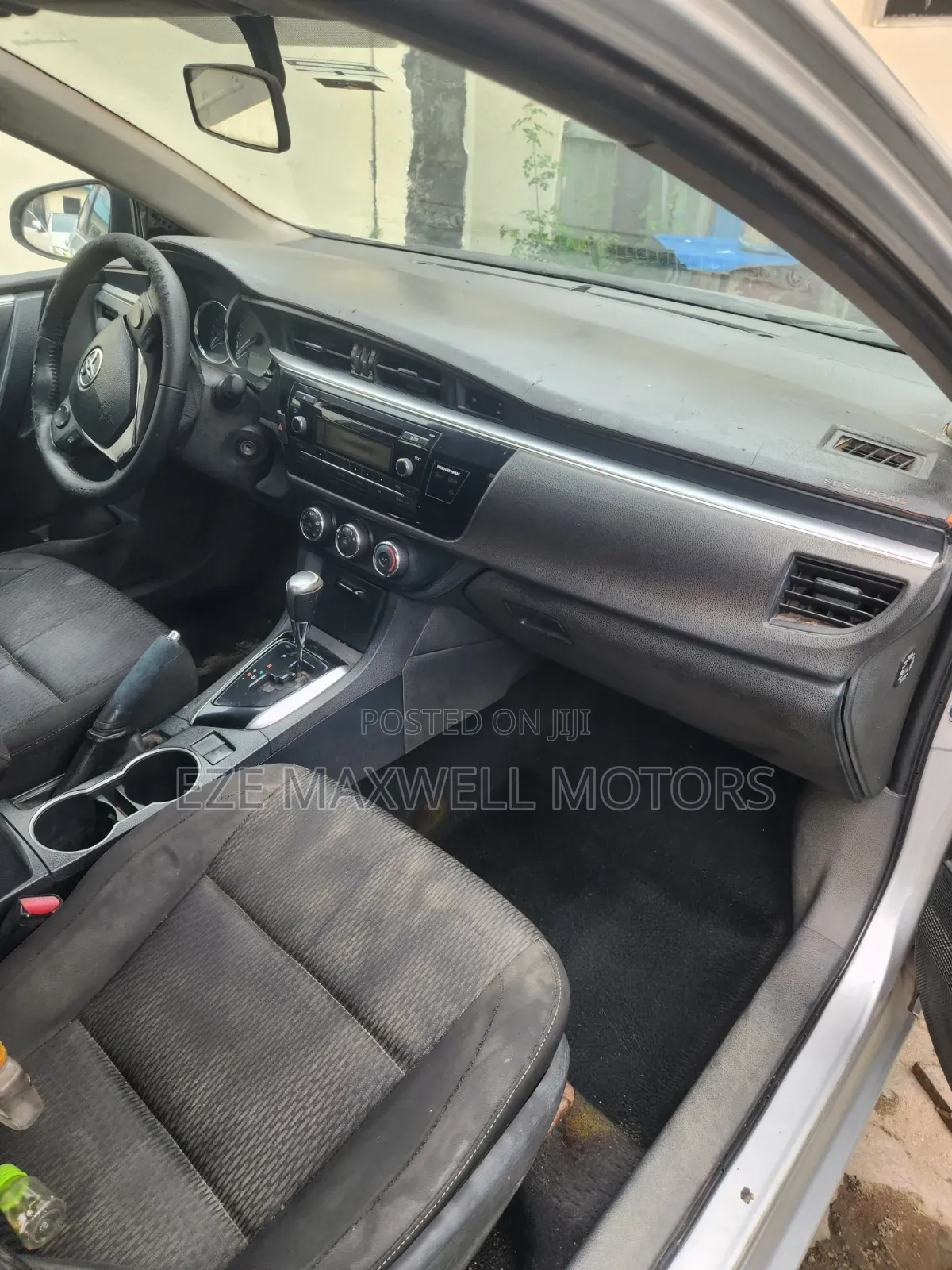 Toyota Corolla 2015 Silver