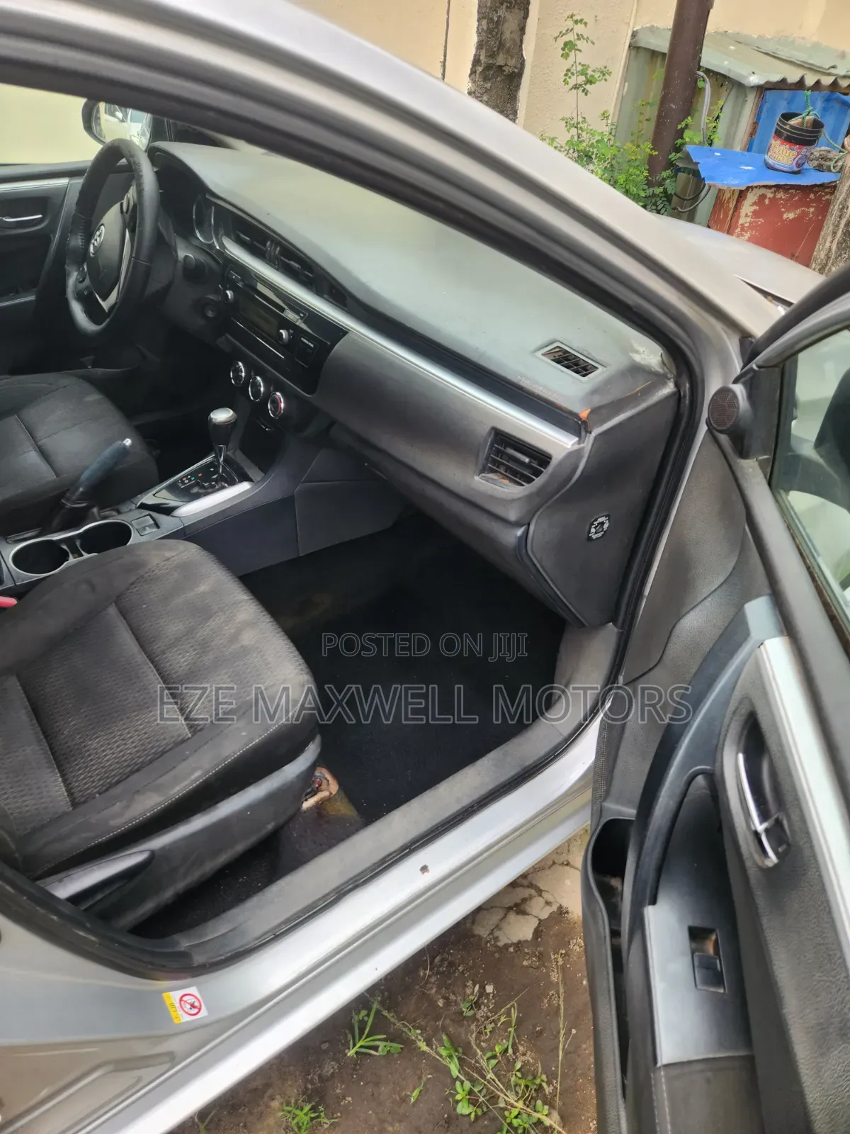 Toyota Corolla 2015 Silver