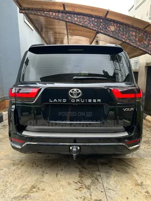 Toyota Land Cruiser 3.5 Petrol 4WD 2022 Black