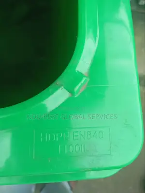 Industrial Plastic Mobile Waste Bin (1100 Litre)