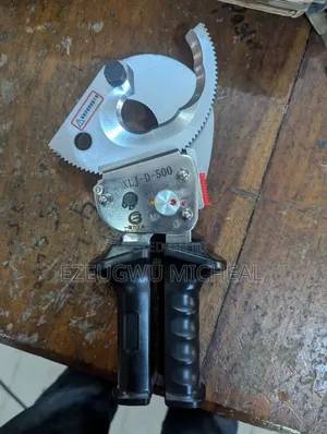 Ratchet Cable Cutter