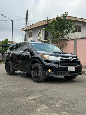 Toyota Highlander LE Plus 4dr SUV (3.5L 6cyl 6A) 2015 Black