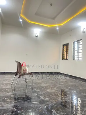 3bdrm Bungalow in Main Shelter Afrique for rent