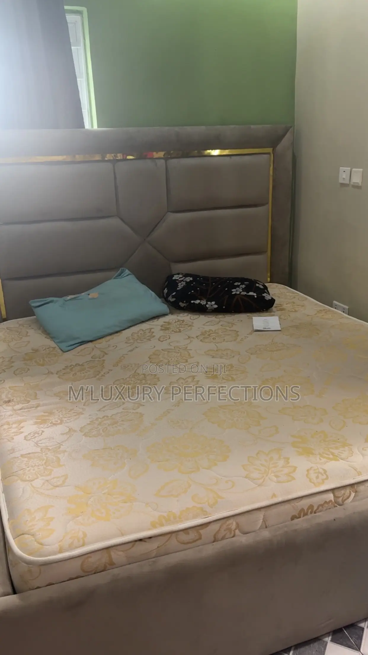 6by6 Bed With Mattress