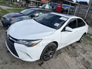 Toyota Camry 2016 White