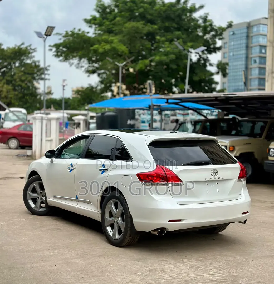 Toyota Venza 2013 White