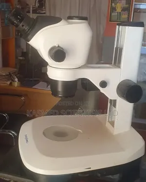 Stereo Microscope ( Dissecting ) Laboratory