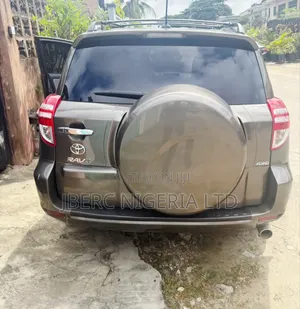 Toyota RAV4 2012 Gray