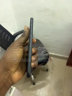 Apple iPhone XR 64 GB Black