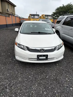 Honda Civic 1.4 3 Door Automatic 2012 White
