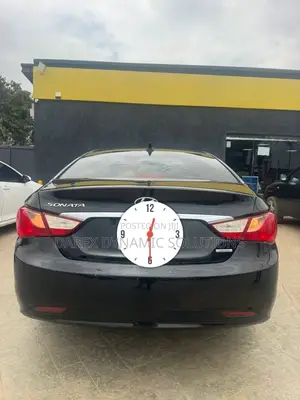 Hyundai Sonata Limited 2.0T Sedan (2.0L 4cyl 6A) 2011 Black