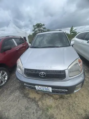 Toyota RAV4 Automatic 2003 Silver
