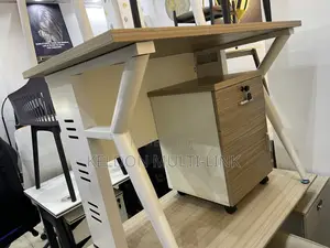 Secretary Office Table 1mtr