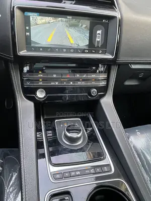 Jaguar F-Pace 2017 Black